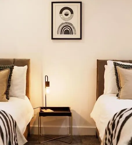 Semesterbostad Enjoy At 4br House - Near Centre Leeds (West Yorkshire)