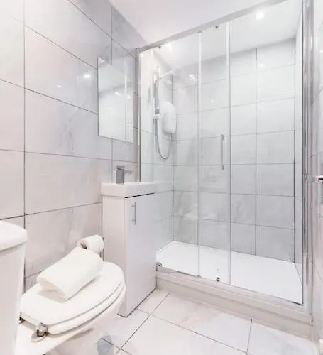 Semesterbostad Enjoy At 4br House - Near Centre Leeds (West Yorkshire)