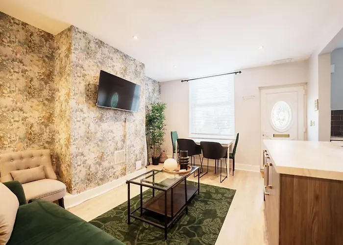 Semesterbostad Enjoy At 4br House - Near Centre Leeds (West Yorkshire)