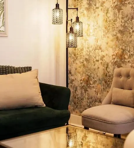 Enjoy At 4br House - Near Centre