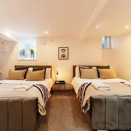 Semesterbostad Enjoy At 4br House - Near Centre Leeds (West Yorkshire)