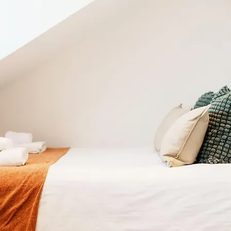 Semesterbostad Enjoy At 4br House - Near Centre