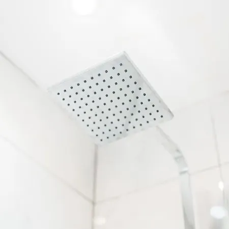 Enjoy At 4br House - Near Centre Leeds (West Yorkshire)