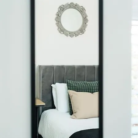 Enjoy At 4br House - Near Centre *