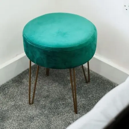 Semesterbostad Enjoy At 4br House - Near Centre