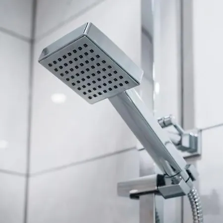 Enjoy At 4br House - Near Centre ليدز