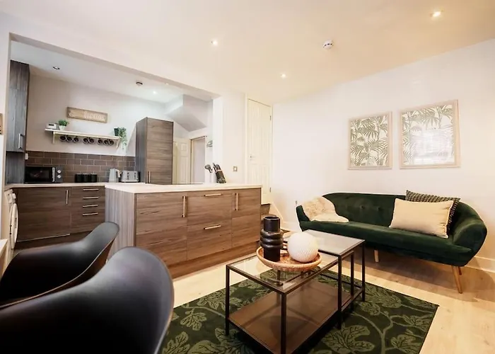 Enjoy At 4br House - Near Centre Leeds (West Yorkshire)