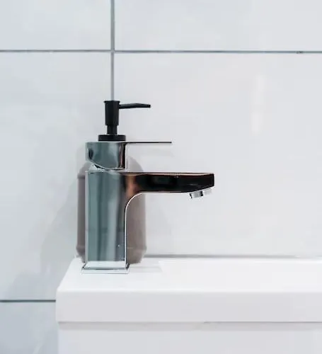 Enjoy At 4br House - Near Centre