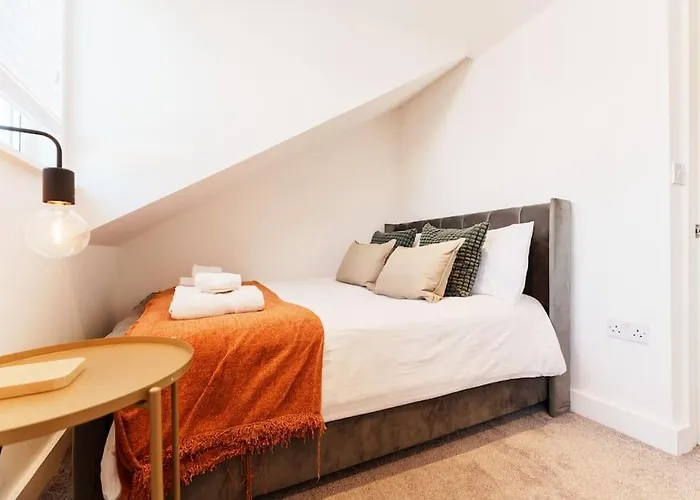 Holiday home Enjoy At 4br House - Near Centre *