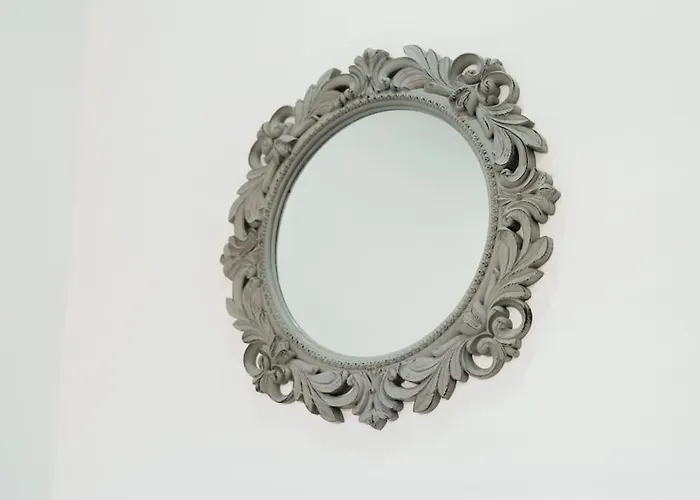 Enjoy At 4br House - Near Centre Holiday home *