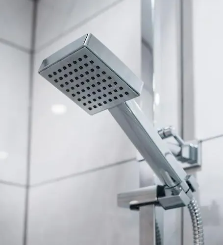 Enjoy At 4br House - Near Centre Leeds (West Yorkshire)