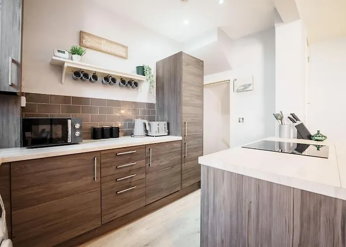 Enjoy At 4br House - Near Centre * Leeds (West Yorkshire)