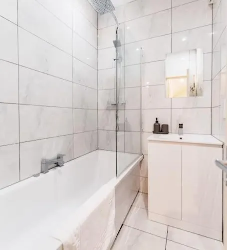 Casa vacanze Enjoy At 4br House - Near Centre